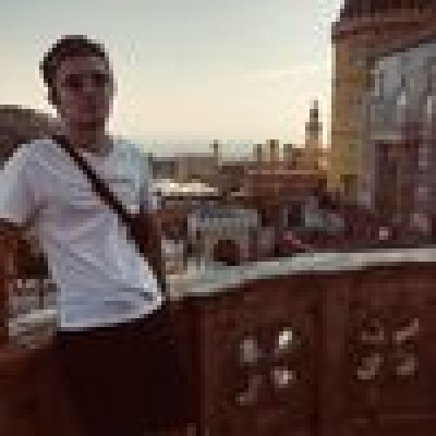 Carlos  is looking for a Room / Apartment / Studio in Gent