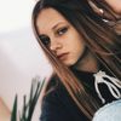 Amber  zoekt een Studio in Gent