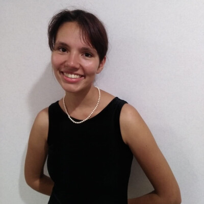 Sarah zoekt een Kamer / Appartement / Studio in Gent