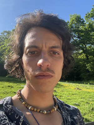 Sander  zoekt een Appartement / Studio in Gent