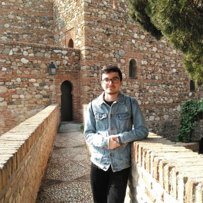 Germán  zoekt een Kamer / Appartement / Studio in Gent