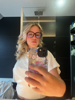 Charlotte  zoekt een Appartement / Studio in Gent
